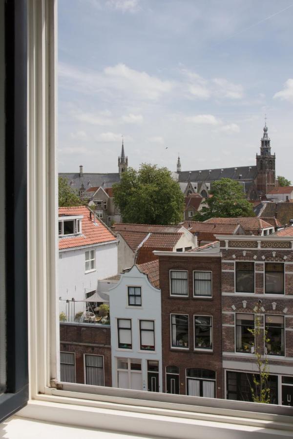 Canal House In Historic City Center Gouda Exteriér fotografie